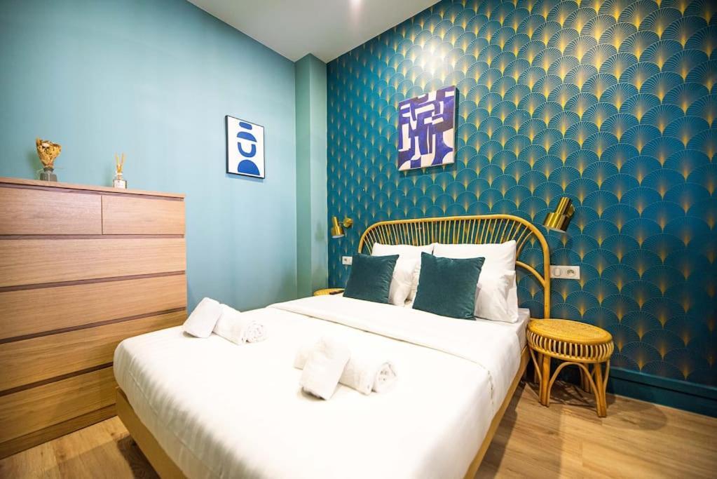 Beautiful Close To Eiffel Tower Parigi